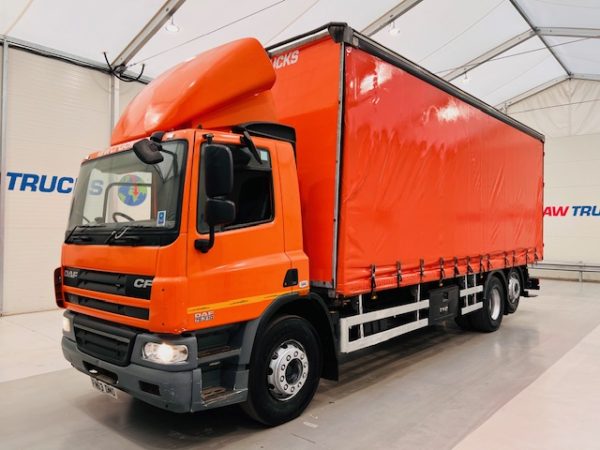 DAF CF75 310 6x2 Rear Lift Day Cab Curtainsider