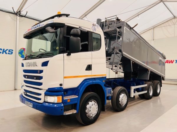 Scania G410 8x4 Sleeper Cab Tipper Manual